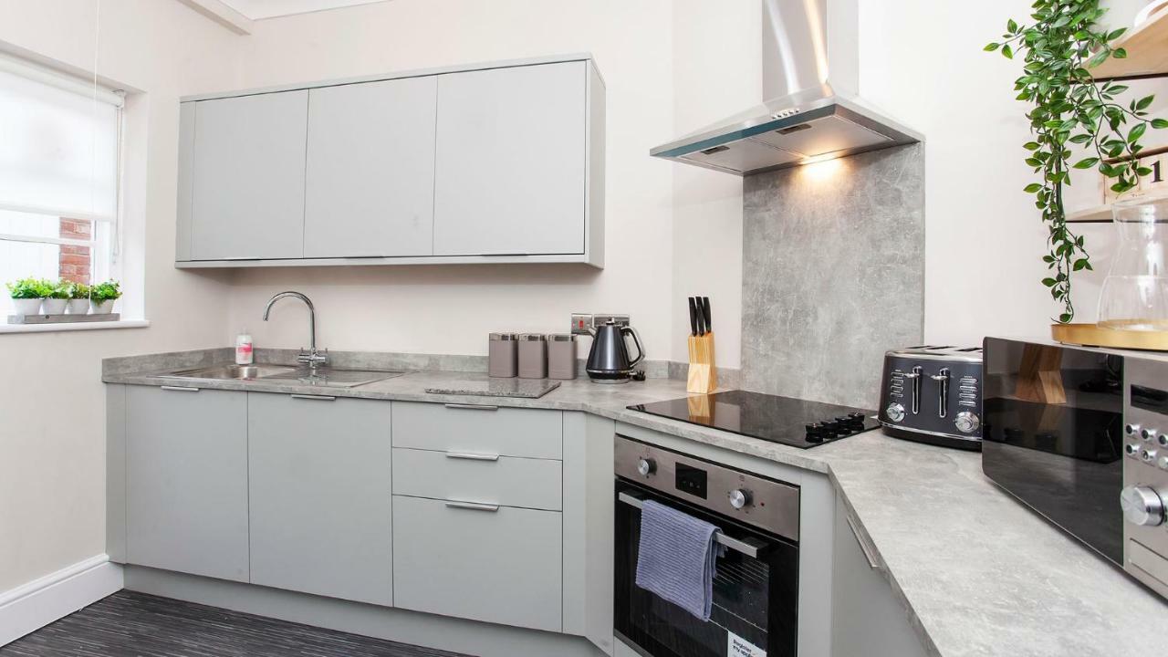 Stylish And Most Central 2 Bed -Free Parking York Exteriör bild